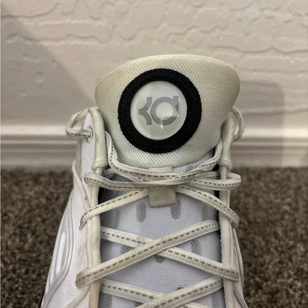 Size 10 - Nike Kevin Durant 16s - Picture 9 of 11